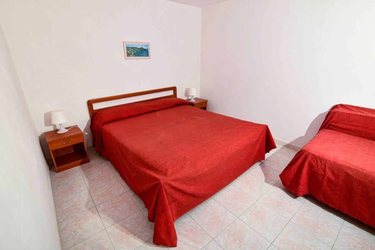 Solemareponza Monolocali La Piana Apartment Luaran gambar